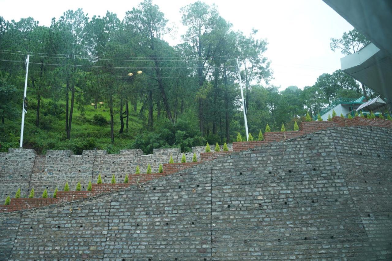 Arnisa Kasauli - A Boutique Hotel מראה חיצוני תמונה