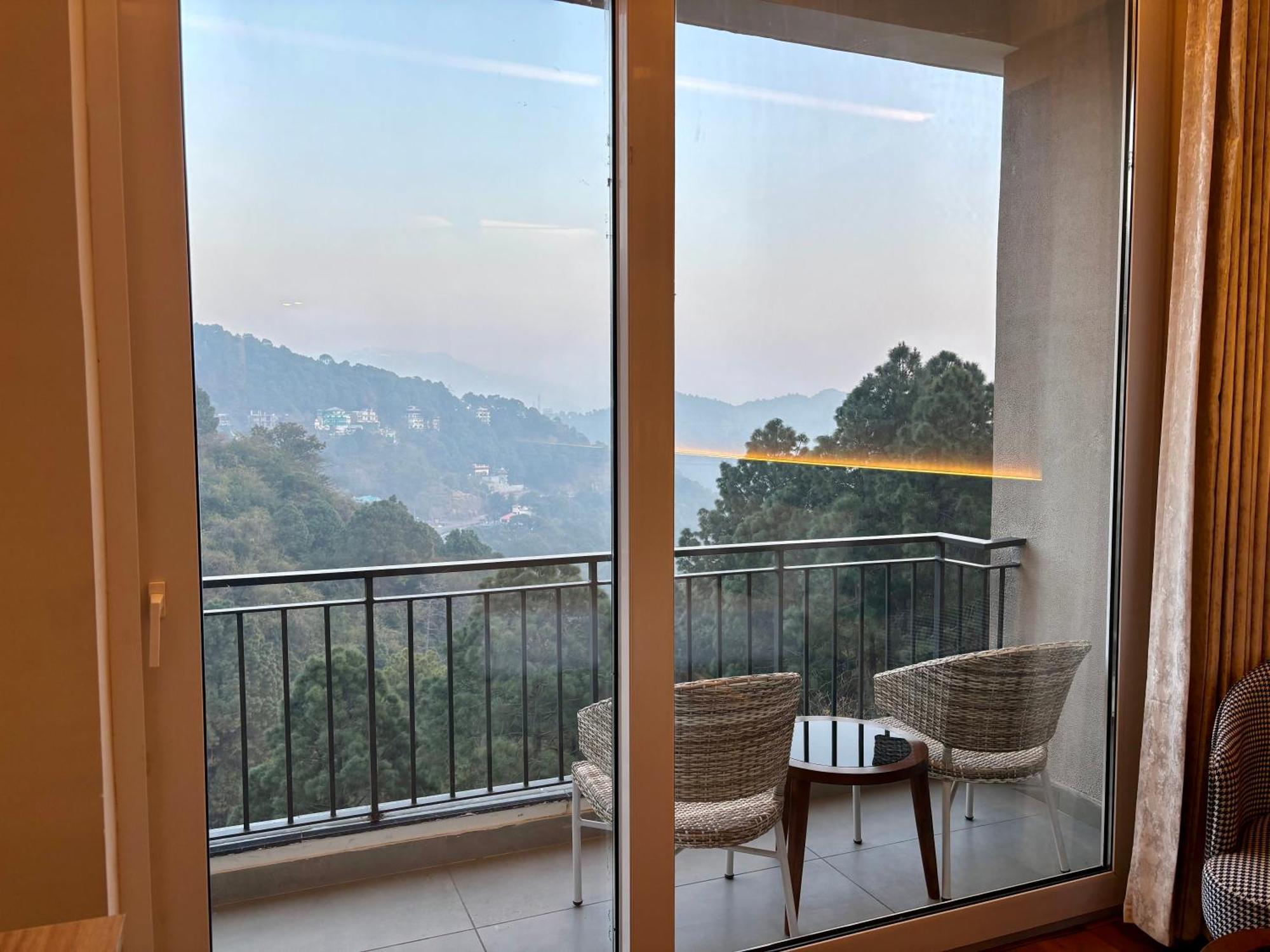 Arnisa Kasauli - A Boutique Hotel מראה חיצוני תמונה