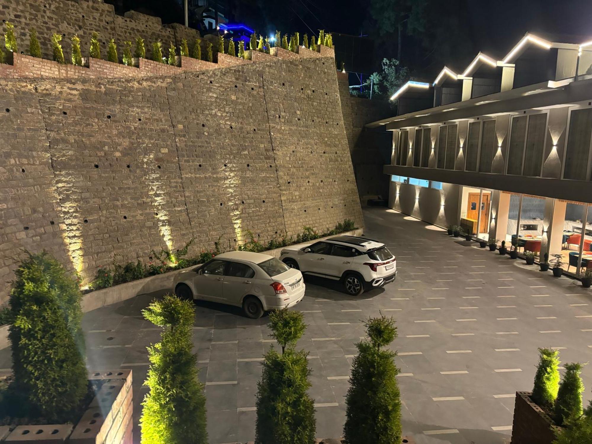 Arnisa Kasauli - A Boutique Hotel מראה חיצוני תמונה
